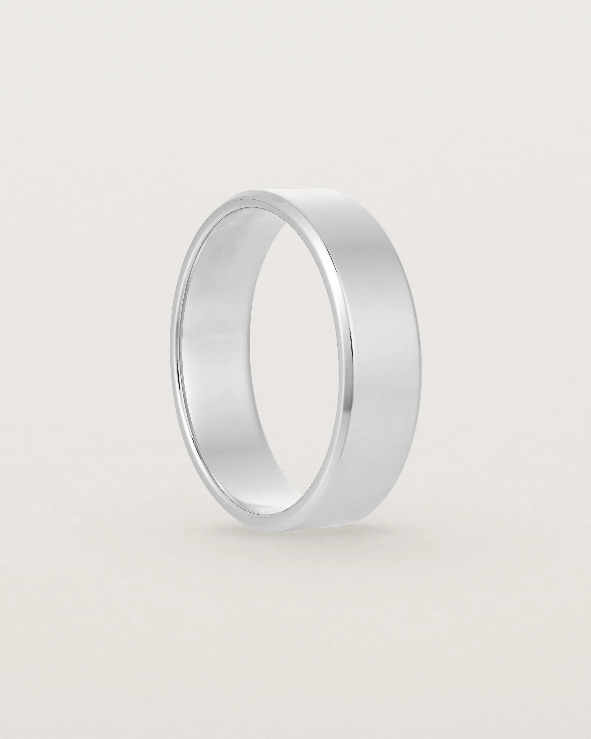 Chamfered Wedding Ring | 6mm