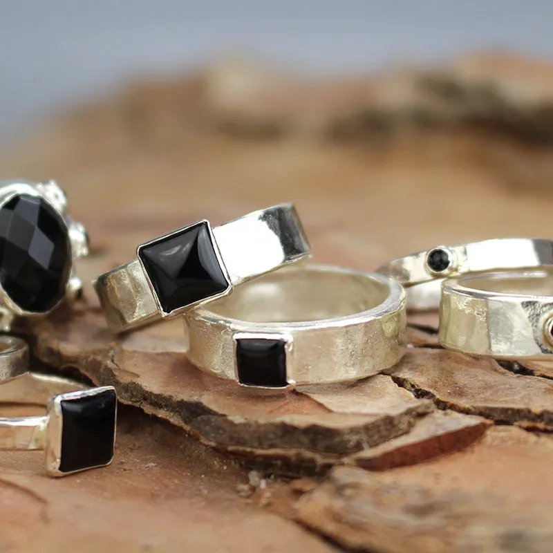 Hammered Silver 6mm Onyx Ring