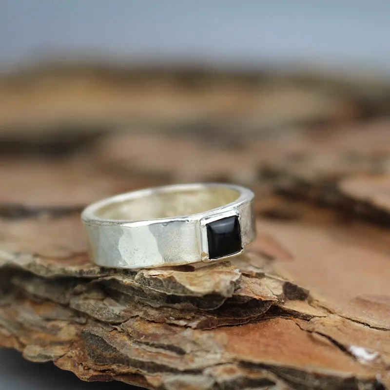 Hammered Silver 6mm Onyx Ring