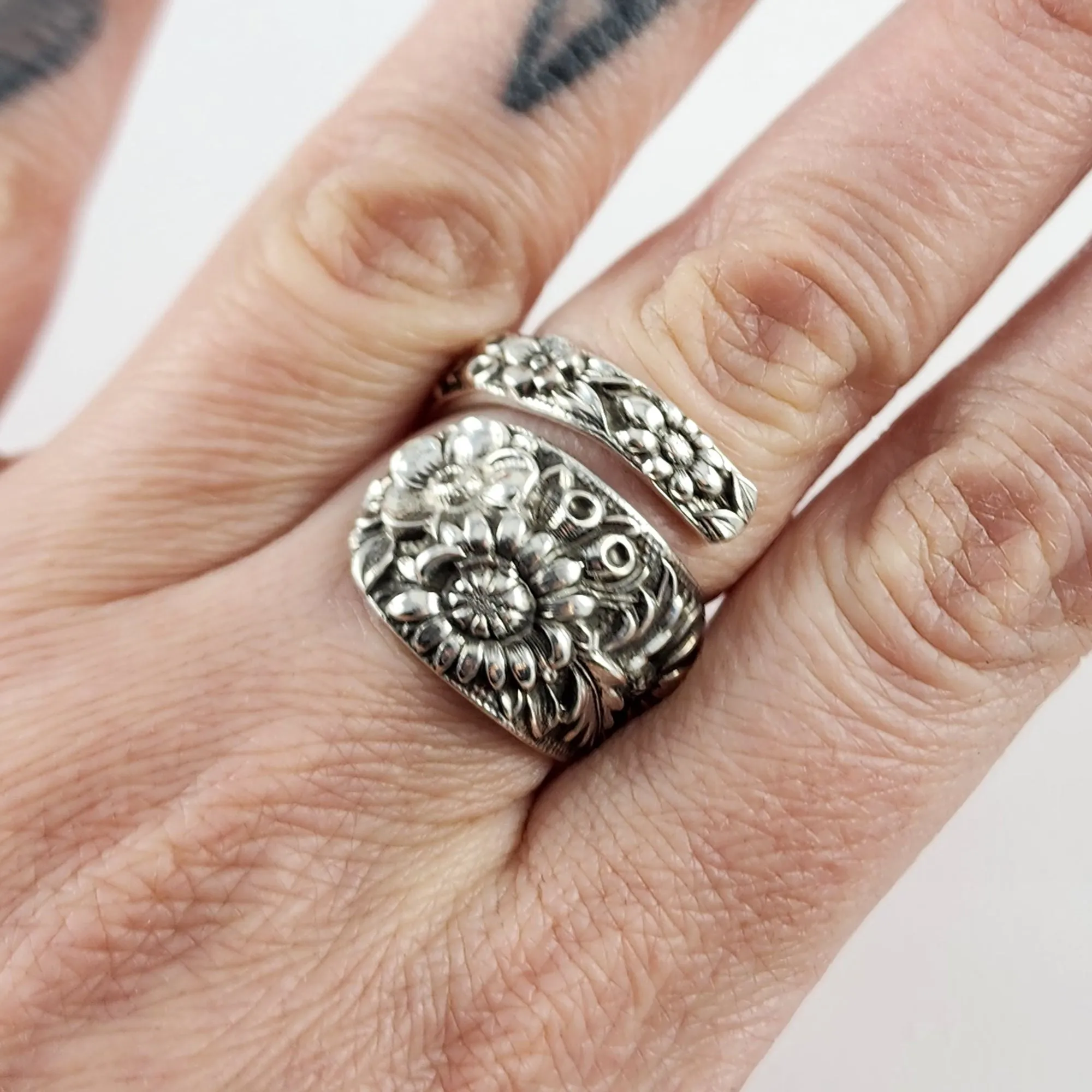 Kirk Stieff Repousse Sterling Silver Wrap Around Spoon Ring