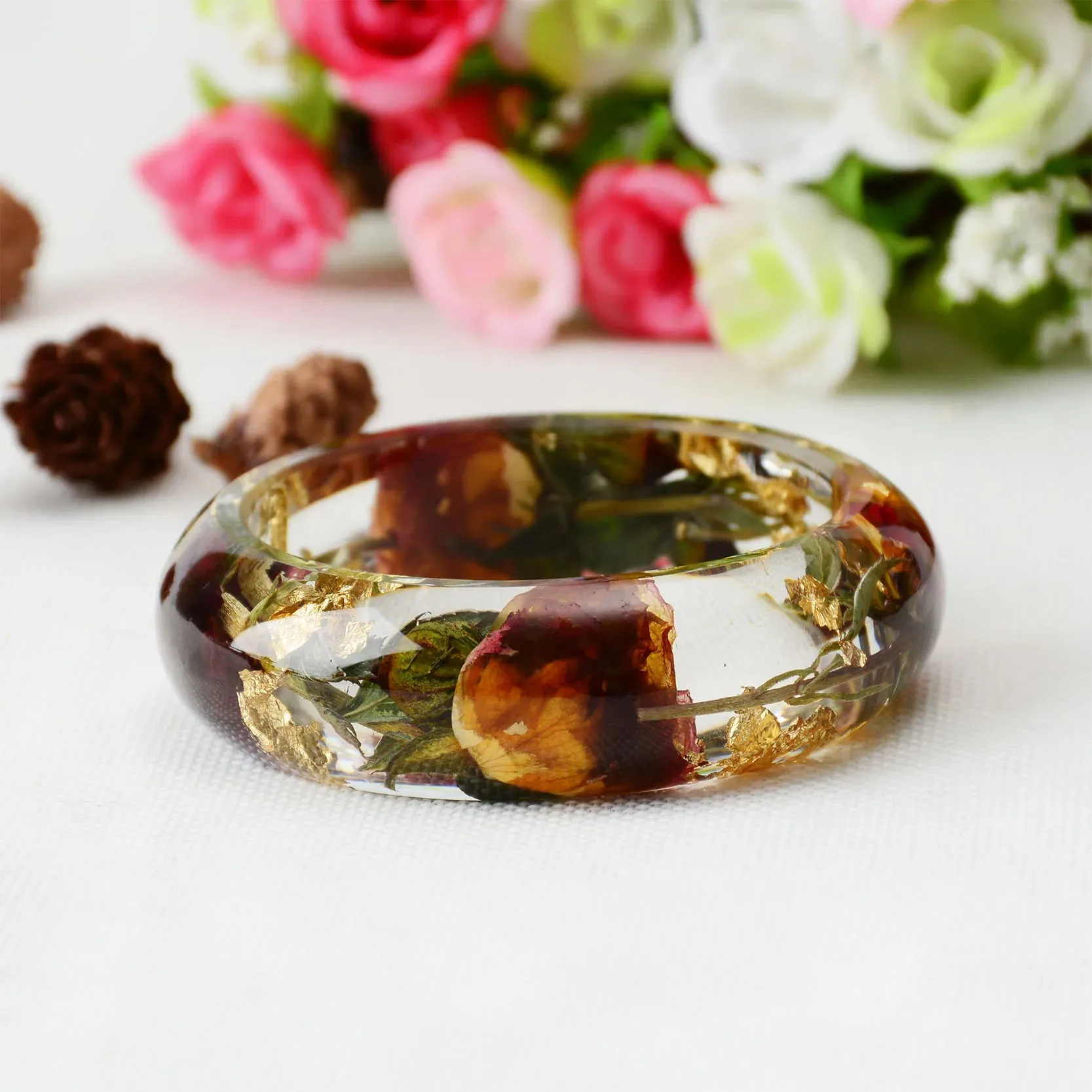 TEEK - Transparent Resin Real Dried Floral Bracelet