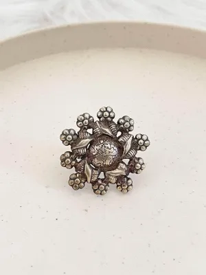 Victoria Floral Adjustable Womens Antic Silver Ring